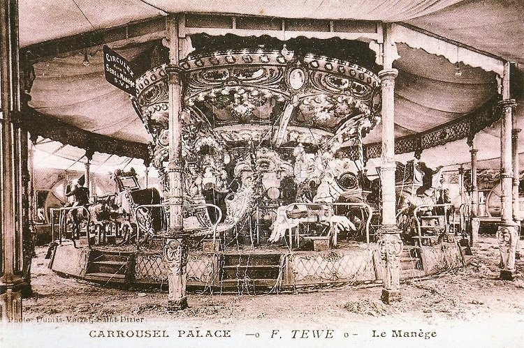 Gondole moulinas carousel 3